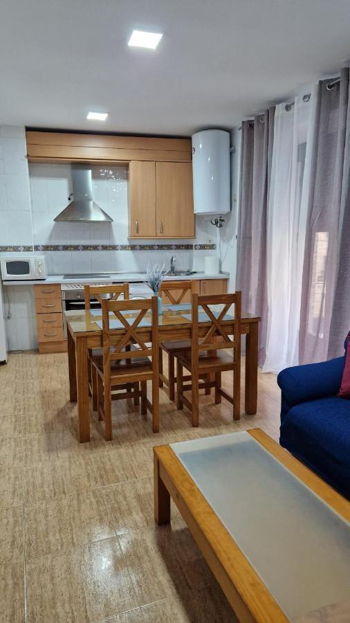 Apartamento Baeza Cozar 1 Apartment Luaran gambar